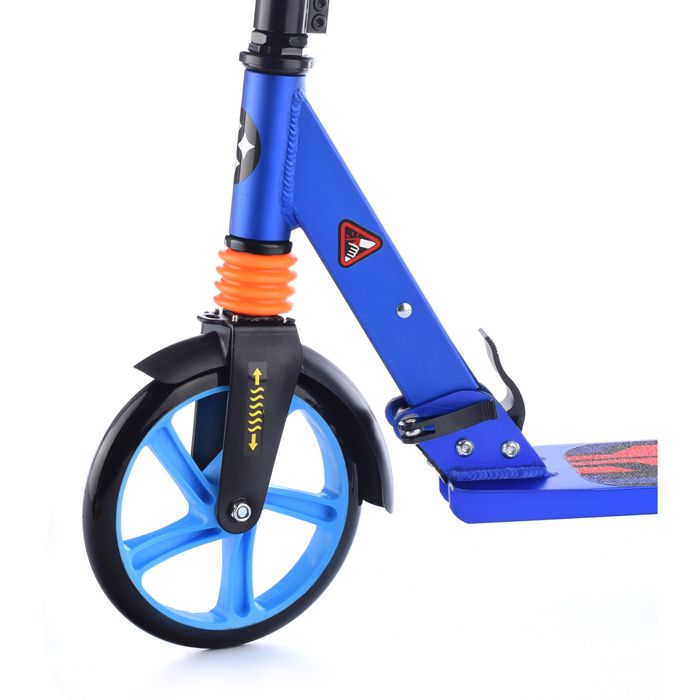 Фото к товару Самокат U038187Y 2-х кол., синий, PU/ 200 мм, ABEC 7, в коробке Самокат U038187Y 2-х кол., синий, PU/ 200 мм, ABEC 7, в коробке