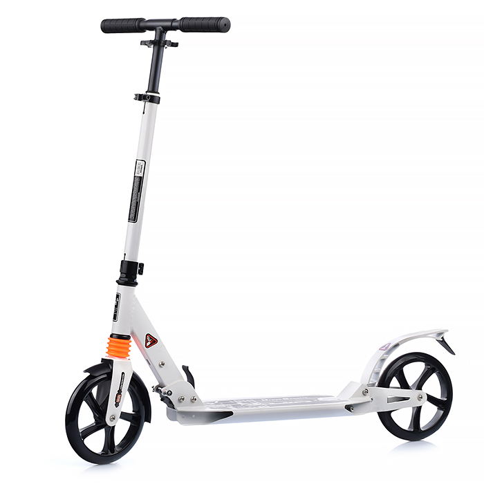 Фото к товару Самокат U038184Y 2-х кол., белый, PU/ 200 мм, ABEC 7, в коробке Самокат U038184Y 2-х кол., белый, PU/ 200 мм, ABEC 7, в коробке