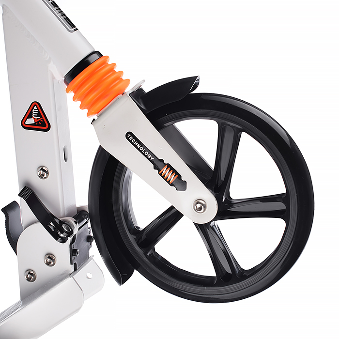 Фото к товару Самокат U038184Y 2-х кол., белый, PU/ 200 мм, ABEC 7, в коробке Самокат U038184Y 2-х кол., белый, PU/ 200 мм, ABEC 7, в коробке