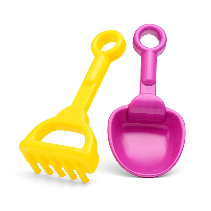 Фото к товару Набор песочный №13 (ведро+лопатка+грабли+2 формочки транспорт) Набор песочный №13 (ведро+лопатка+грабли+2 формочки транспорт)