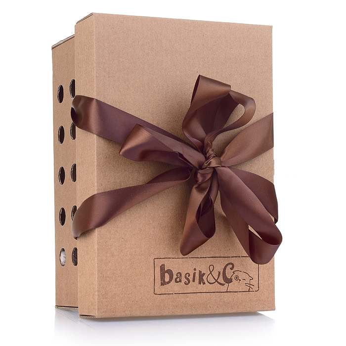 Фото к товару Кот Басик в футболке с принтом "Плюшевая революция" 22см Кот Басик в футболке с принтом "Плюшевая революция" 22см