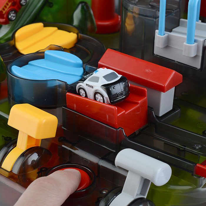 Фото к товару Автотрек T701A на батарейках, в коробке Автотрек T701A на батарейках, в коробке