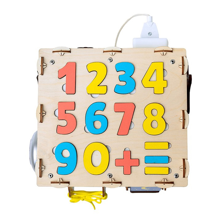 Фото к товару Бизиборд Кубик 24х24х24 Бизиборд Кубик 24х24х24