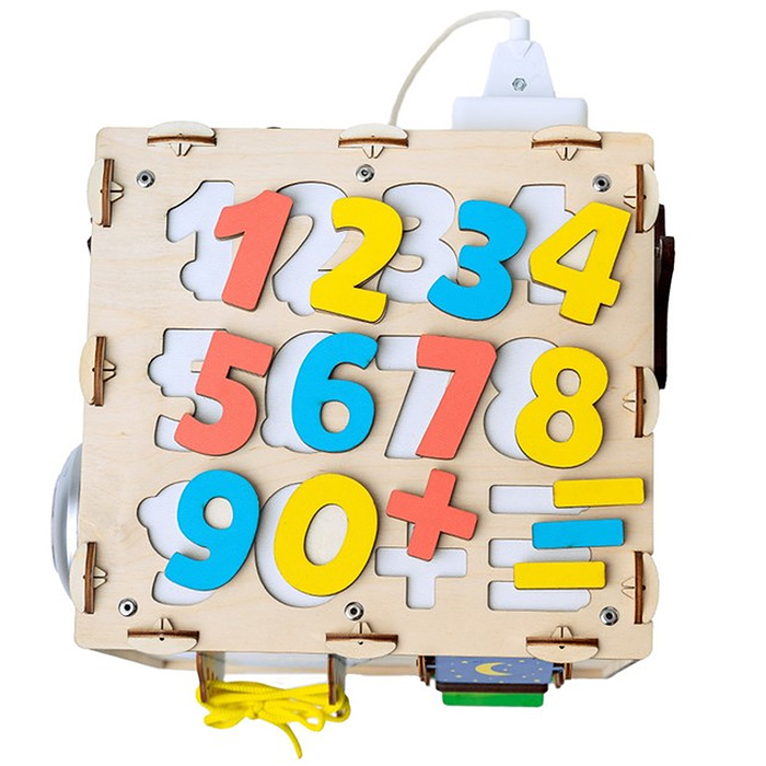 Фото к товару Бизиборд Кубик 24х24х24 Бизиборд Кубик 24х24х24