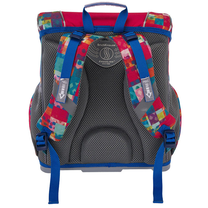 Фото к товару Ранец с пластиковым дном ErgoLine® 16L Patchwork Ранец с пластиковым дном ErgoLine® 16L Patchwork