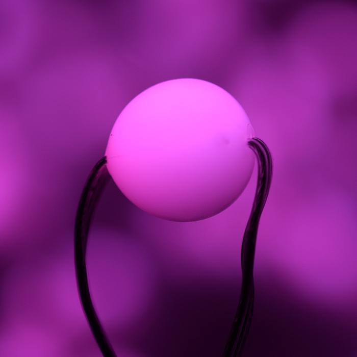 Фото к товару Электрогирлянда светодиодная S01530-2 "Шарики", 10м, 66 ламп, пульт, USB, меняет цвет Электрогирлянда светодиодная S01530-2 "Шарики", 10м, 66 ламп, пульт, USB, меняет цвет