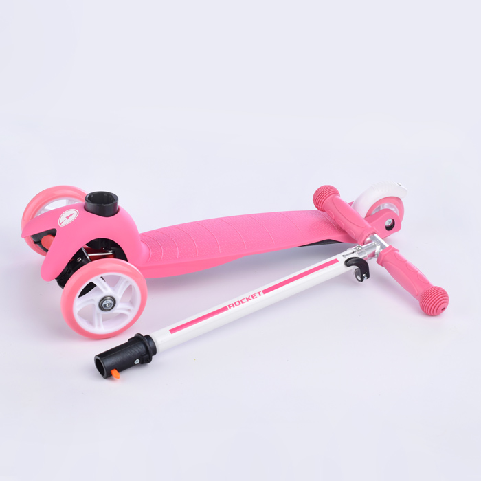 Фото к товару Самокат трёхколёсный ROCKET колёса PU, цвет розовый Самокат трёхколёсный ROCKET колёса PU, цвет розовый