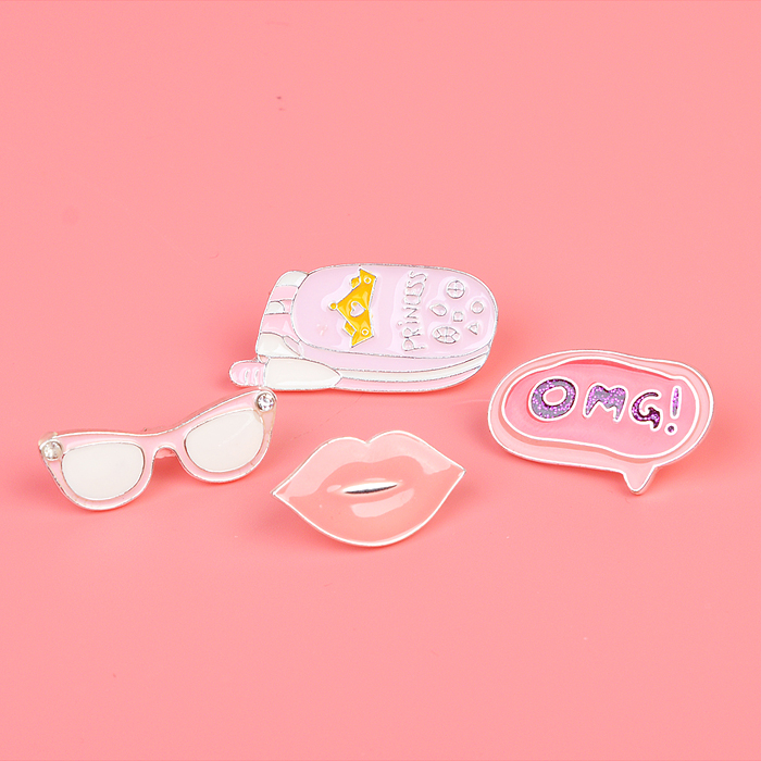 Фото к товару Набор значков "Cute Girl" эмалированные, размер изделий: телефон 1,7x3,5 см, OMG! 3x1,8 см, Набор значков "Cute Girl" эмалированные, размер изделий: телефон 1,7x3,5 см, OMG! 3x1,8 см,