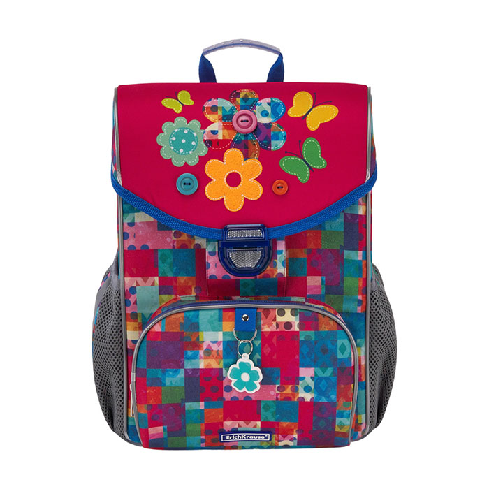 Фото к товару Ранец ErgoLine® 15L Patchwork Ранец ErgoLine® 15L Patchwork
