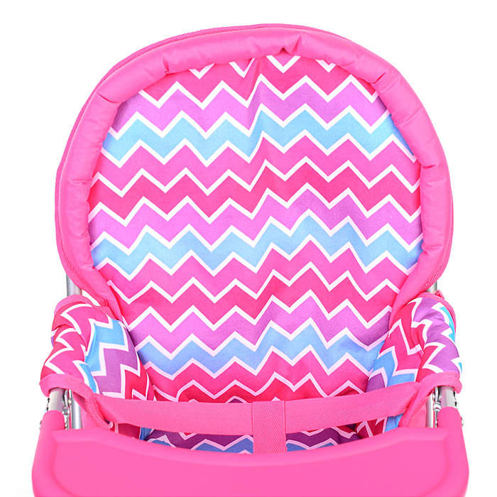 Фото к товару Набор аксессуаров для кукол (стульчик для кормления, коляска, кроватка, сумка), цвет розовый зигзаг Набор аксессуаров для кукол (стульчик для кормления, коляска, кроватка, сумка), цвет розовый зигзаг