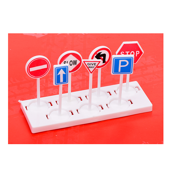 Фото к товару Парковка 660-A92 "Пожарная станция" в коробке Парковка 660-A92 "Пожарная станция" в коробке