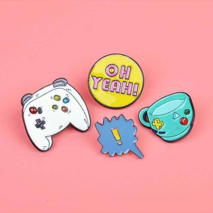 Фото к товару Набор значков "GAME" эмалированные, размер изделий: игровой планшет 3x2,6 см, круглый значо Набор значков "GAME" эмалированные, размер изделий: игровой планшет 3x2,6 см, круглый значо