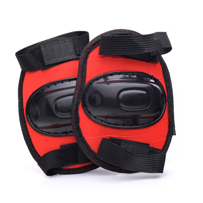 Фото к товару Набор защиты для катания U026166Y (цвет красный) Набор защиты для катания U026166Y (цвет красный)