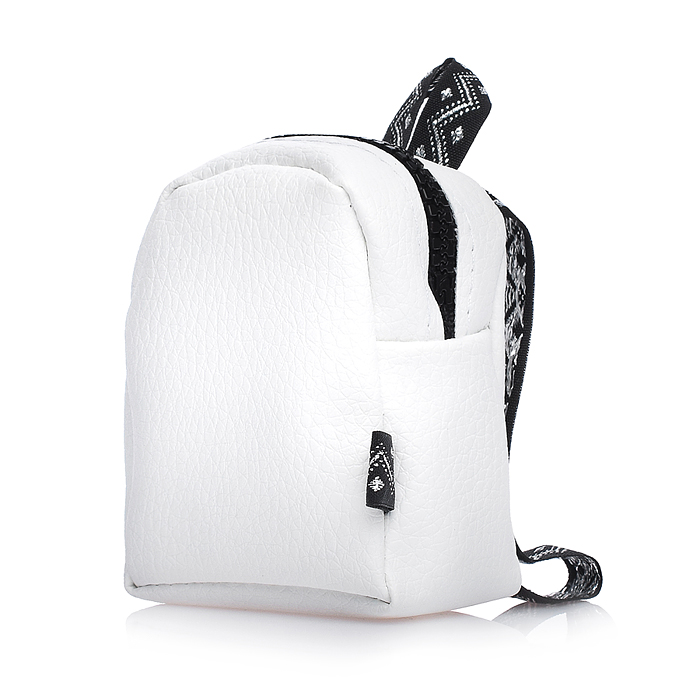 Кукла Ася первоклассница в синем. 