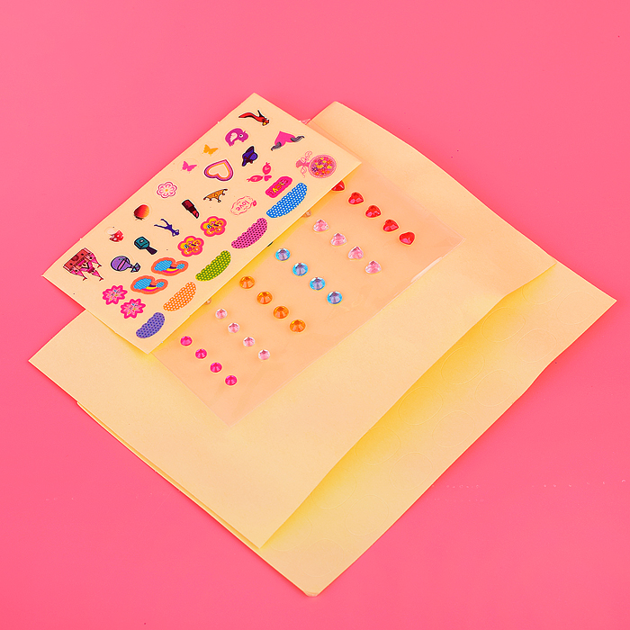 Фото к товару Набор стилиста KL4082 "Слияние цветов" в коробке Набор стилиста KL4082 "Слияние цветов" в коробке