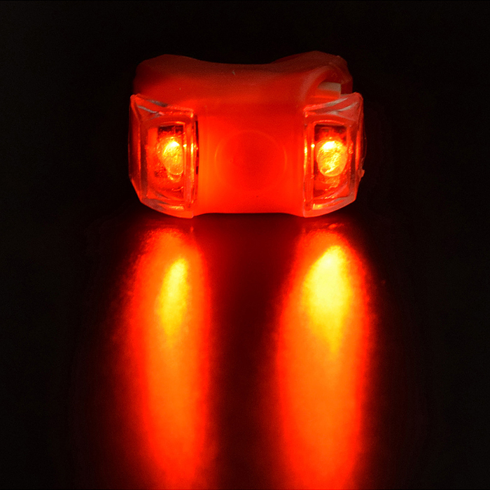 Фото к товару Фонари велосипедные габаритные, 2шт, цвета в ассортименте Фонари велосипедные габаритные, 2шт, цвета в ассортименте