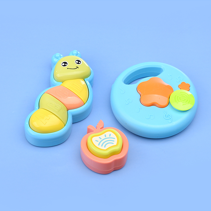 Фото к товару Столик развивающий 8777 "Весело играя" в коробке Столик развивающий 8777 "Весело играя" в коробке