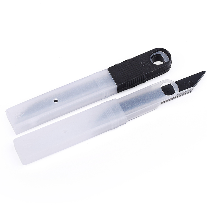 Лезвия сменные "TOTAL BLACK" к ножам 09 мм, черные, 10 шт в пластиковом футляре, пластиковы