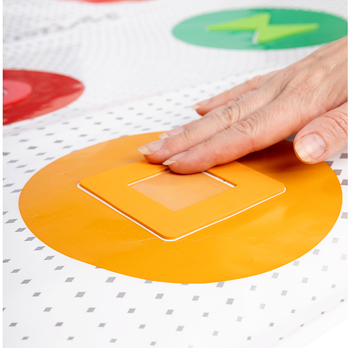 Фото к товару Игра для детей и взрослых "TwistBattle" (TomToyer), (поле 1,2 х1,48 м) Игра для детей и взрослых "TwistBattle" (TomToyer), (поле 1,2 х1,48 м)