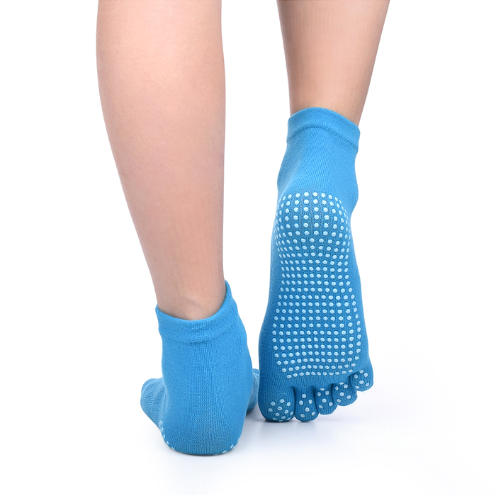 Фото к товару Спортивные следки для занятий йогой Спортивные следки для занятий йогой