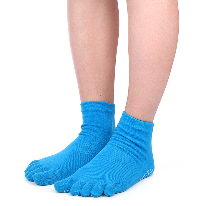 Фото к товару Спортивные следки для занятий йогой Спортивные следки для занятий йогой