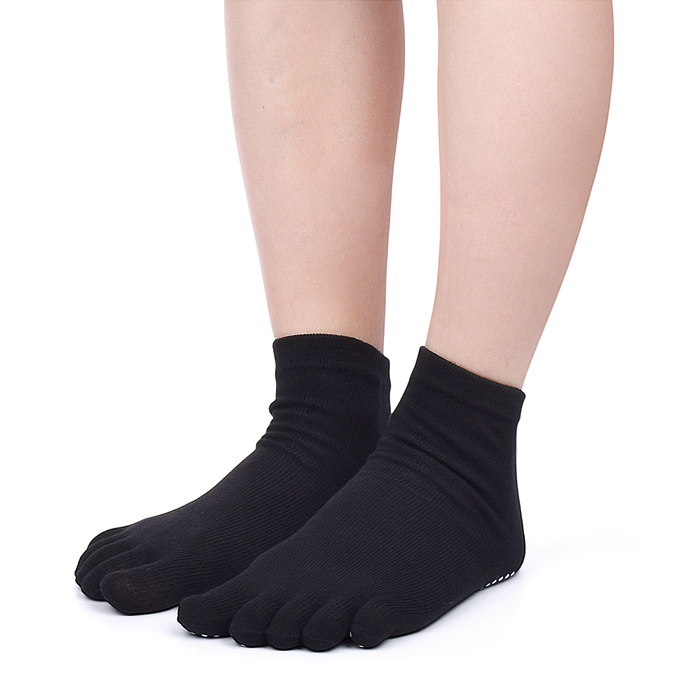 Фото к товару Спортивные следки для занятий йогой Спортивные следки для занятий йогой