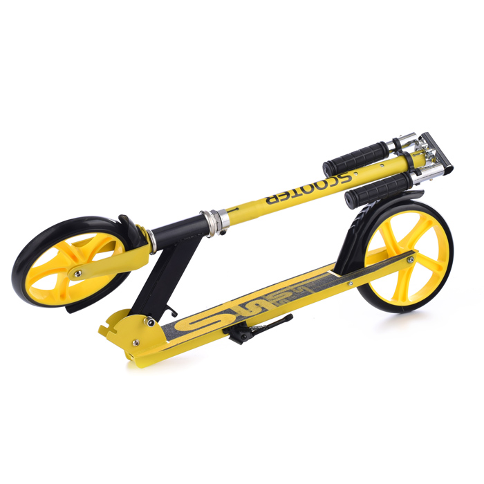 Фото к товару Самокат U038447Y 2-х кол., желтый, PU/ 200 мм, ABEC 7, в коробке Самокат U038447Y 2-х кол., желтый, PU/ 200 мм, ABEC 7, в коробке