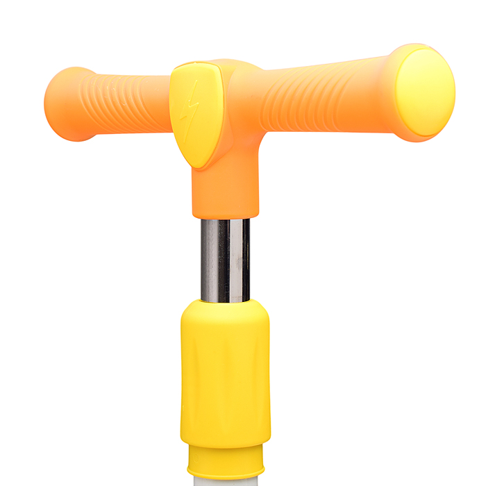 Фото к товару Самокат U001568Y 3-х. кол., колеса световые PU, желтый, в коробке Самокат U001568Y 3-х. кол., колеса световые PU, желтый, в коробке