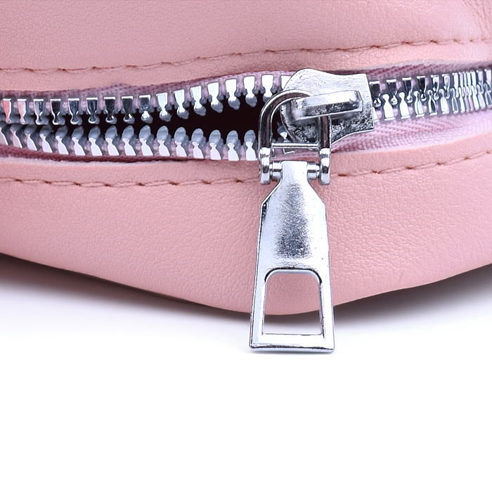 Фото к товару Сумочка детская 00-4488 "Зайчонок" Сумочка детская 00-4488 "Зайчонок"