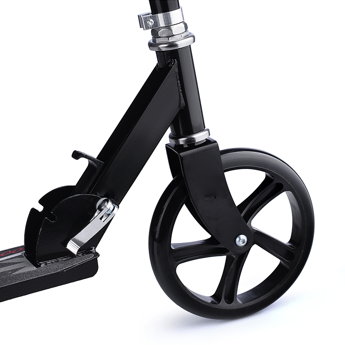 Фото к товару Самокат U038448Y 2-х кол., черный, PU/ 200 мм, ABEC 7, в коробке Самокат U038448Y 2-х кол., черный, PU/ 200 мм, ABEC 7, в коробке