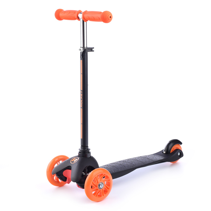 Фото к товару Самокат трёхколёсный ROCKET колёса световые PU, цвет оранжево-черный Самокат трёхколёсный ROCKET колёса световые PU, цвет оранжево-черный