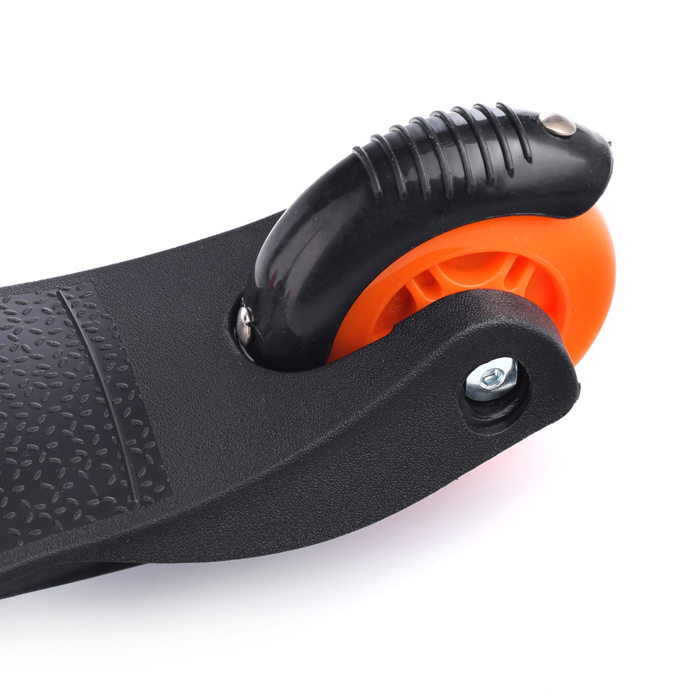 Фото к товару Самокат трёхколёсный ROCKET колёса световые PU, цвет оранжево-черный Самокат трёхколёсный ROCKET колёса световые PU, цвет оранжево-черный