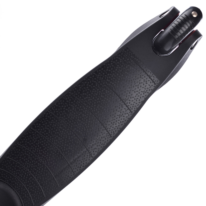 Фото к товару Самокат трёхколёсный ROCKET колёса световые PU, цвет оранжево-черный Самокат трёхколёсный ROCKET колёса световые PU, цвет оранжево-черный