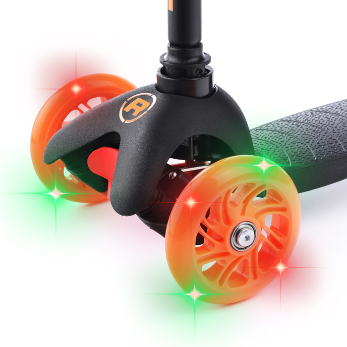 Фото к товару Самокат трёхколёсный ROCKET колёса световые PU, цвет оранжево-черный Самокат трёхколёсный ROCKET колёса световые PU, цвет оранжево-черный