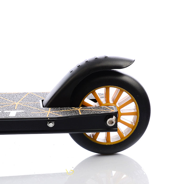 Фото к товару Самокат-снегокат трюковой R0005 в коробке (золотой) Самокат-снегокат трюковой R0005 в коробке (золотой)