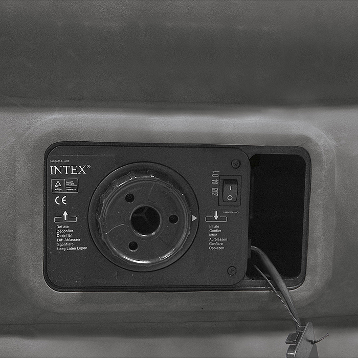 Фото к товару Надувная кровать "Comfort-Plush" 99х191х33см, встр.нас. 220В, до 136кг Надувная кровать "Comfort-Plush" 99х191х33см, встр.нас. 220В, до 136кг