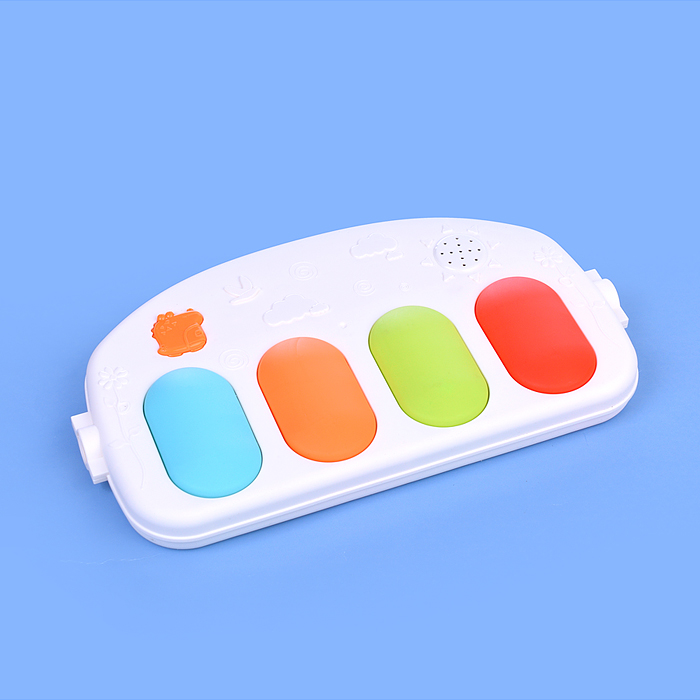 Фото к товару Коврик развивающий 668-221 "Счастливое время" с пианино, в коробке Коврик развивающий 668-221 "Счастливое время" с пианино, в коробке