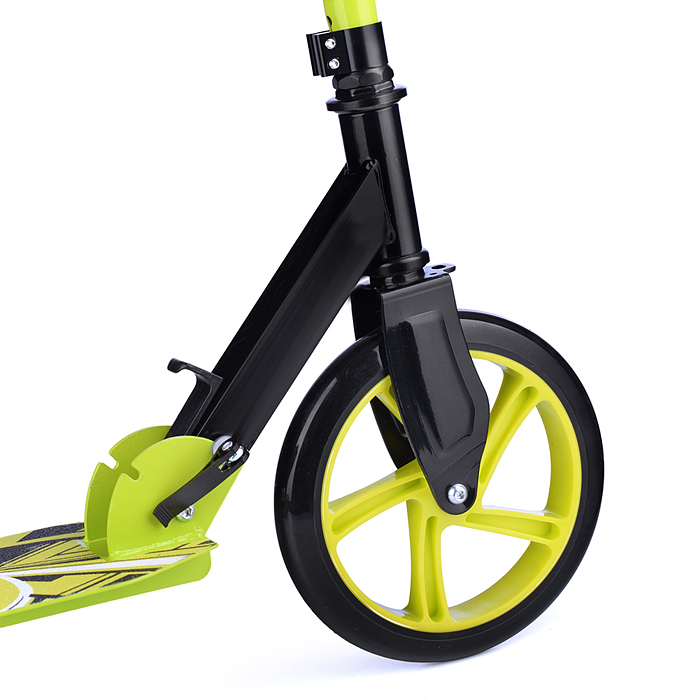 Фото к товару Самокат U037840Y 2-х кол., зеленый, PU/ 200 мм, ABEC 7, в коробке Самокат U037840Y 2-х кол., зеленый, PU/ 200 мм, ABEC 7, в коробке