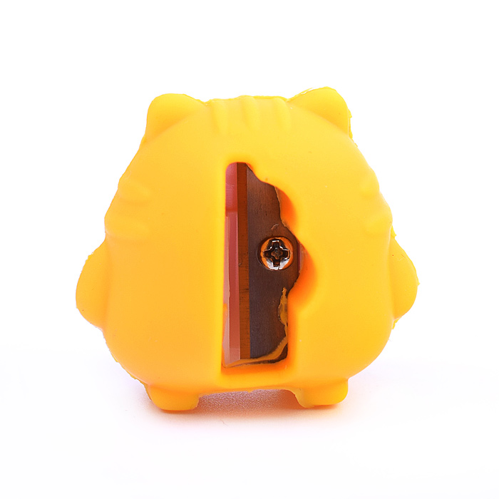 Фото к товару Точилка для карандашей "Fat Cat" 29x37x35 мм, 1 отверстие, пластиковая с покрытием Soft Tou Точилка для карандашей "Fat Cat" 29x37x35 мм, 1 отверстие, пластиковая с покрытием Soft Tou