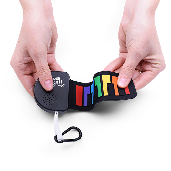 Фото к товару Брелок 666-53 "Синтезатор" со звуком, на листе Брелок 666-53 "Синтезатор" со звуком, на листе