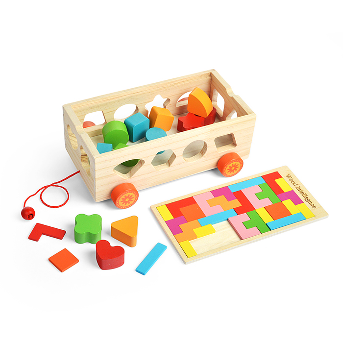 Фото к товару Сортер D1888 "Трейлер с геометрическими фигурами" Сортер D1888 "Трейлер с геометрическими фигурами"