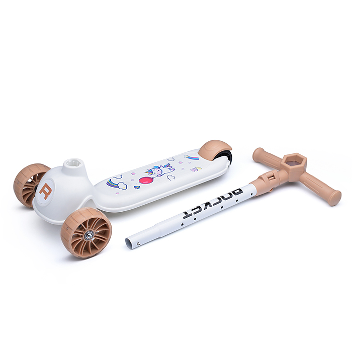 Фото к товару Самокат 3-х колесный ROCKET, белый Самокат 3-х колесный ROCKET, белый