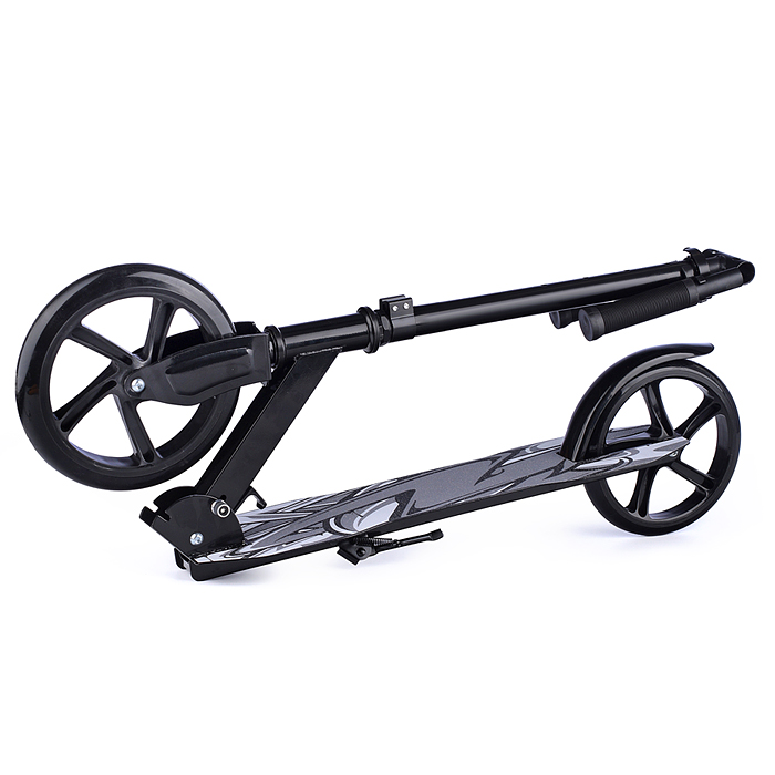 Фото к товару Самокат U037840Y 2-х кол., черный, PU/ 200 мм, ABEC 7, в коробке Самокат U037840Y 2-х кол., черный, PU/ 200 мм, ABEC 7, в коробке