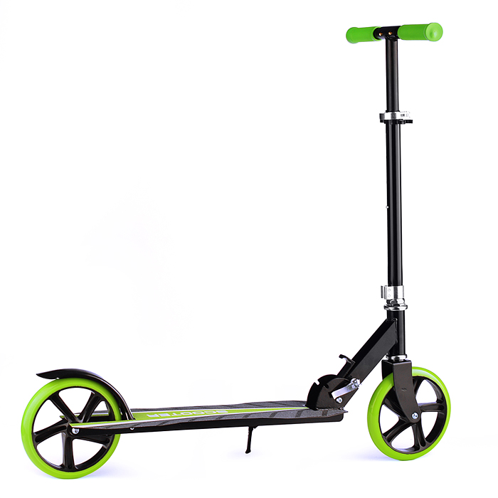 Фото к товару Самокат U037838Y 2-х кол., зеленый, PU/ 200 мм, ABEC 7, в коробке Самокат U037838Y 2-х кол., зеленый, PU/ 200 мм, ABEC 7, в коробке