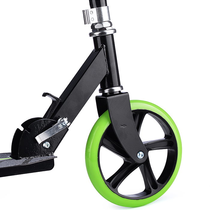 Фото к товару Самокат U037838Y 2-х кол., зеленый, PU/ 200 мм, ABEC 7, в коробке Самокат U037838Y 2-х кол., зеленый, PU/ 200 мм, ABEC 7, в коробке