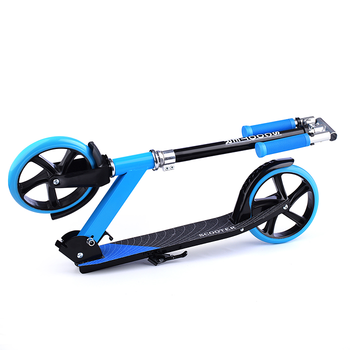 Фото к товару Самокат U037839Y 2-х кол., голубой, PU, ABEC 7, в коробке Самокат U037839Y 2-х кол., голубой, PU, ABEC 7, в коробке
