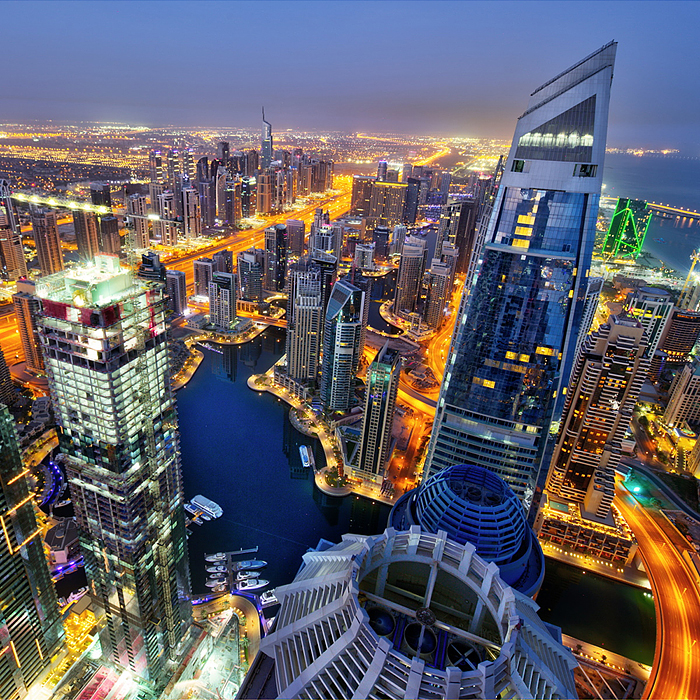 Фото к товару Холст с красками 40х40 по номерам "Огни Дубая" (30 цв.) Холст с красками 40х40 по номерам "Огни Дубая" (30 цв.)