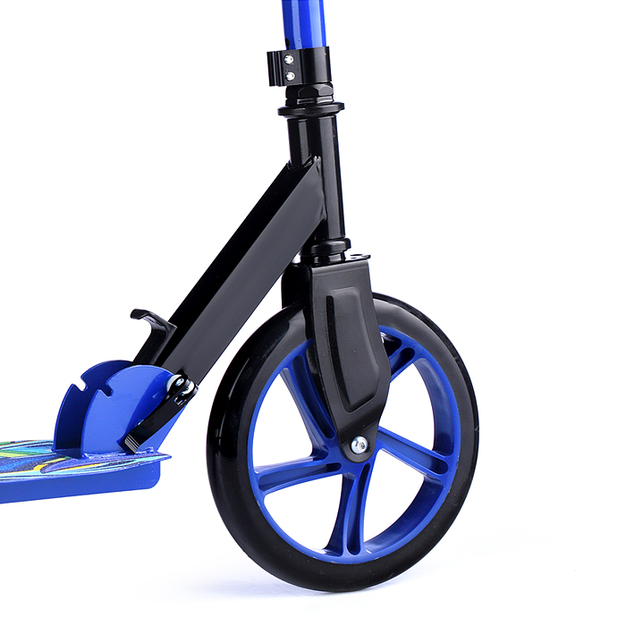 Фото к товару Самокат U037840Y 2-х кол., синий, PU/ 200 мм, ABEC 7, в коробке Самокат U037840Y 2-х кол., синий, PU/ 200 мм, ABEC 7, в коробке