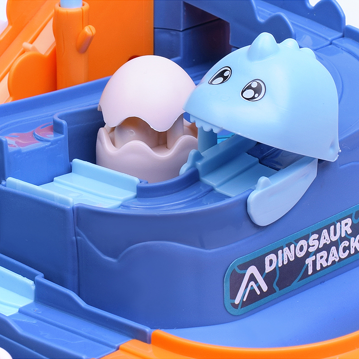 Фото к товару Трек 8001 "Приключения с динозаврами" в коробке Трек 8001 "Приключения с динозаврами" в коробке