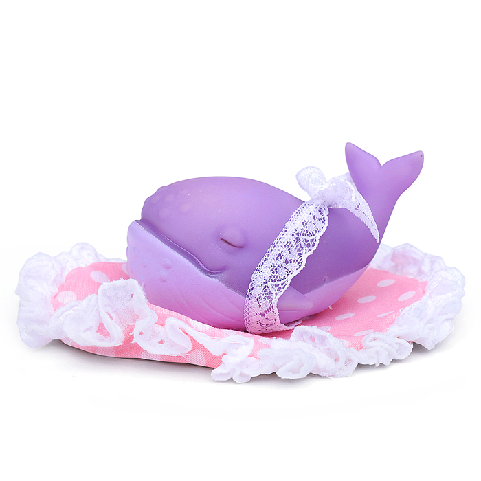 Фото к товару Пупс A687B "Лиза" с аксессуарами, в коробке Пупс A687B "Лиза" с аксессуарами, в коробке